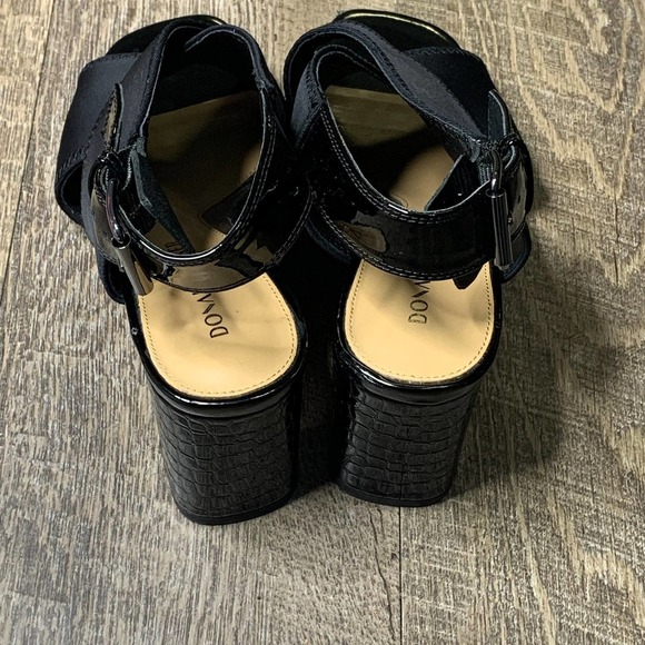 Donald Pliner Pyper Pump Heels Womens Size 8M Black Fabric‎ Chunky Croc Heels - Picture 6 of 11